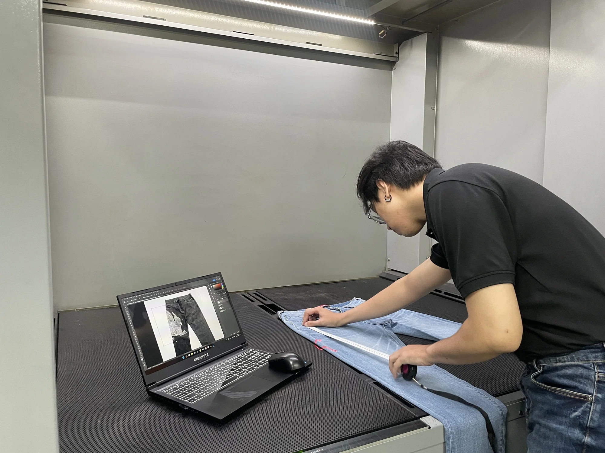 Phát triển hiệu ứng laser