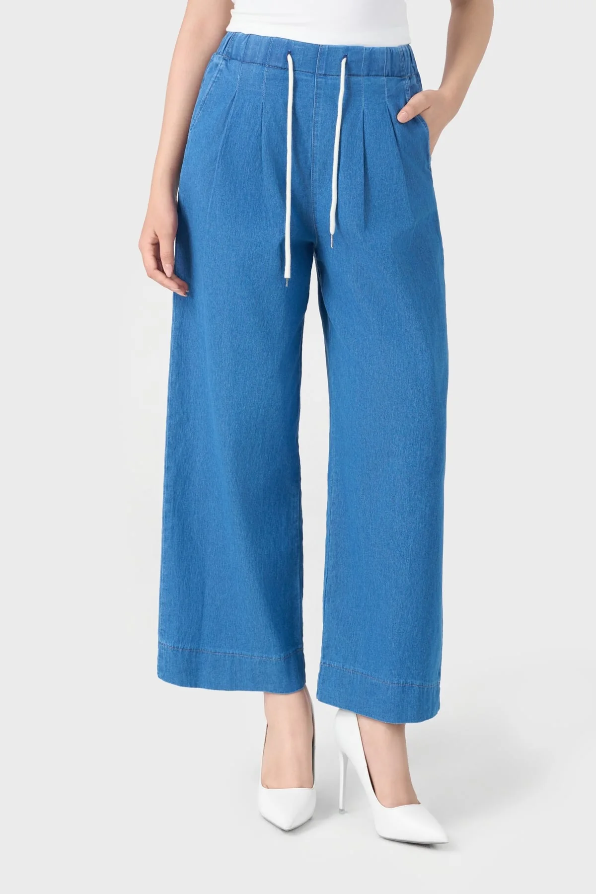 Quần jeans nữ